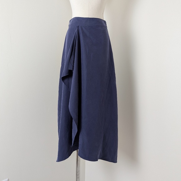 Club Monaco Midi Skirt Asymmetrical Loose Lightweight Flowy High Rise Navy - Picture 6 of 10